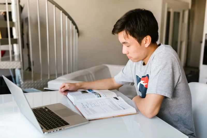 Before You Register for Summer School, Read This: The Hidden Costs of Retaking a Class